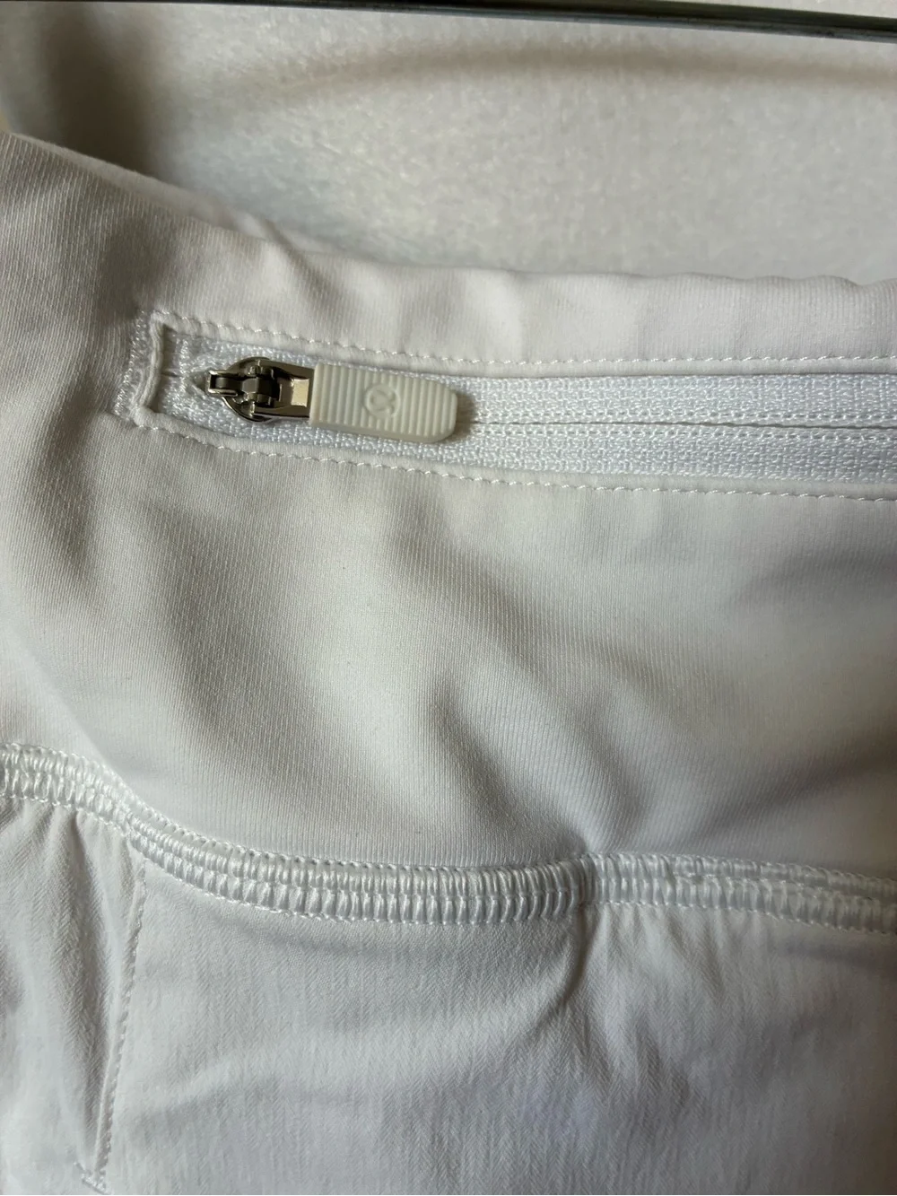 Lululemon White Athletic Tennis Golf Running Skort size 6